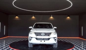 TOYOTA 2WD 2016 2.8V AT FORTUNER WHITE  3368 full