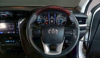 TOYOTA 2WD 2016 2.8V AT FORTUNER WHITE  3368 full