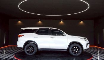TOYOTA 2WD 2016 2.8V AT FORTUNER WHITE  3368 full