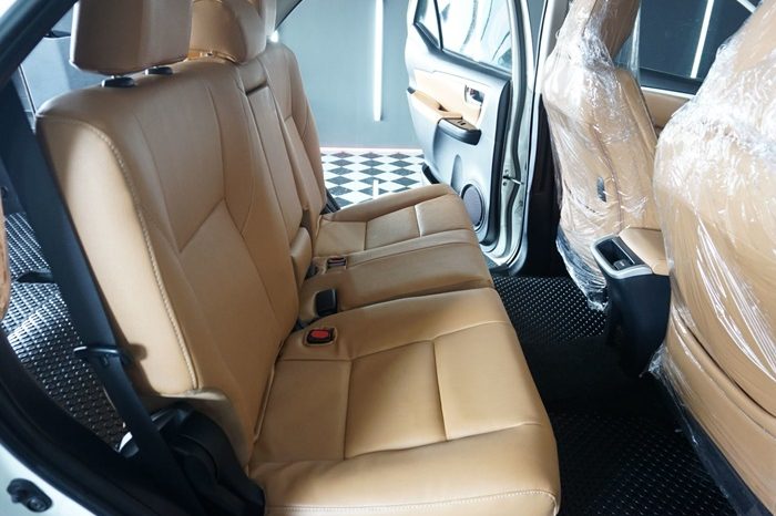 TOYOTA 4WD 2015 2.8V AT FORTUNER WHITE  3582 full
