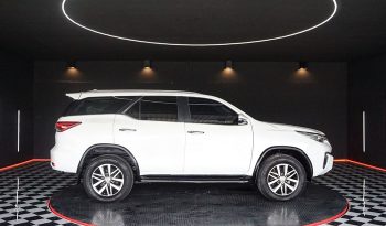 TOYOTA 4WD 2015 2.8V AT FORTUNER WHITE  3582 full