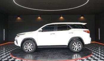 TOYOTA 4WD 2015 2.8V AT FORTUNER WHITE  3582 full