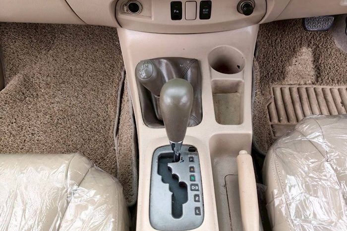 REVO 2WD 2020 2.4J AT DOUBLE CAB WHITE  8458 full