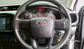 REVO 4WD 2023 2.8 ENTRY MT STANDARD GREY  4696 full