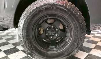 REVO 4WD 2023 2.8 ENTRY MT STANDARD GREY  4696 full