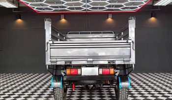 REVO 4WD 2023 2.8 ENTRY MT STANDARD GREY  4696 full