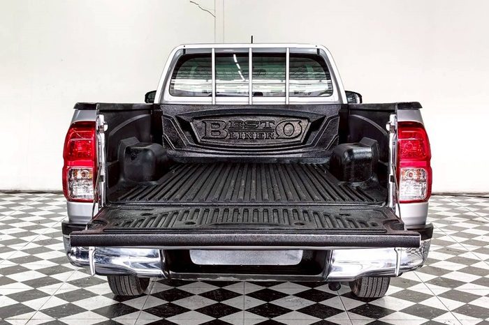 REVO 2WD 2020 2.4 ENTRY MT STANDARD SILVER  4922 full