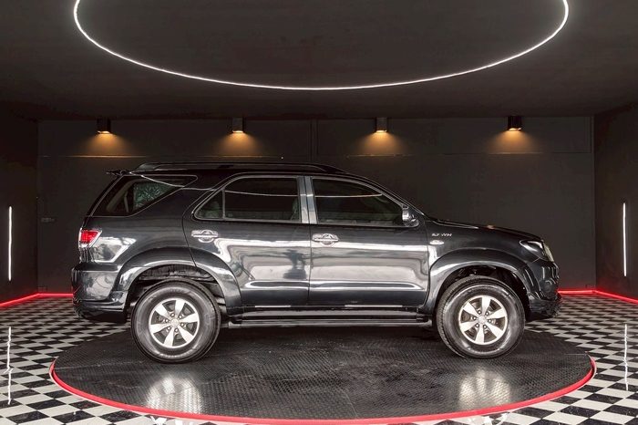 TOYOTA 4WD 2008 2.7V AT FORTUNER BLACK  5236 full