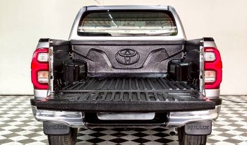 REVO 4WD 2021 2.4 MID MT DOUBLE CAB SILVER  6065 full