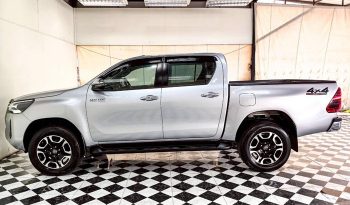 REVO 4WD 2021 2.4 MID MT DOUBLE CAB SILVER  6065 full