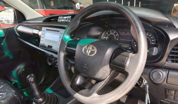 REVO 2WD 2019 2.4J MT SMART CAB WHITE  640 full