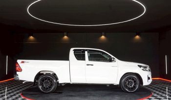 REVO 2WD 2019 2.4J MT SMART CAB WHITE  640 full