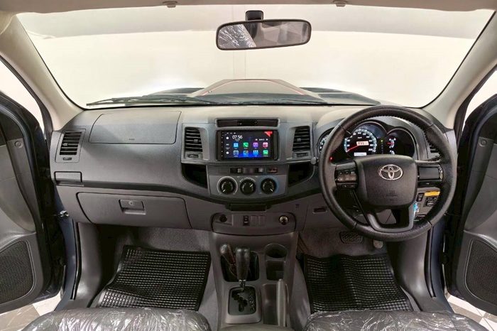 VIGO 4WD 2013 2.7J AT SMART CAB GREY  6881 full