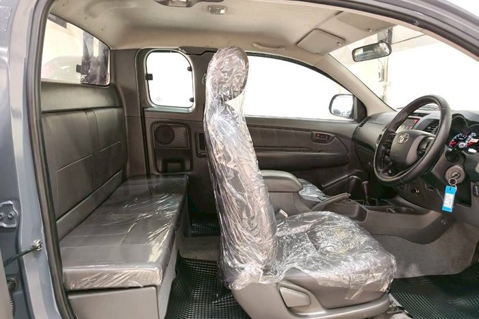 VIGO 4WD 2013 2.7J AT SMART CAB GREY  6881 full