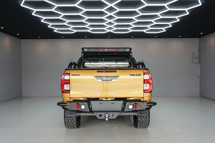 REVO PRE 2020 2.4 ENTRY AT DOUBLE CAB ORANGE  7100 full