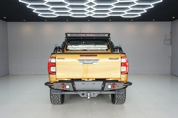 REVO PRE 2020 2.4 ENTRY AT DOUBLE CAB ORANGE  7100 full