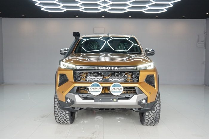 REVO PRE 2020 2.4 ENTRY AT DOUBLE CAB ORANGE  7100 full