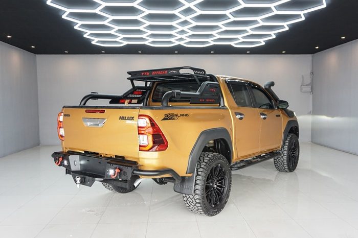 REVO PRE 2020 2.4 ENTRY AT DOUBLE CAB ORANGE  7100 full