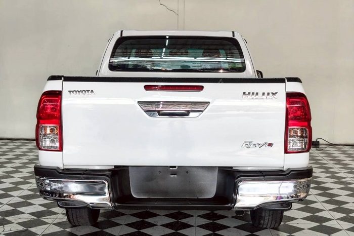 REVO 2WD 2016 2.4E MT SMART CAB WHITE  7133 full