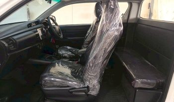 REVO 2WD 2016 2.4E MT SMART CAB WHITE  7133 full