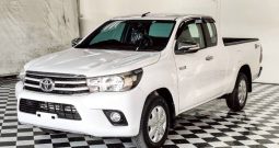 REVO 2WD 2016 2.4E MT SMART CAB WHITE  7133