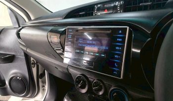 REVO 2WD 2016 2.4E MT SMART CAB WHITE  7133 full