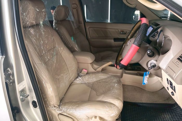 TOYOTA 4WD 2007 3.0V AT FORTUNER SILVER  7427 full