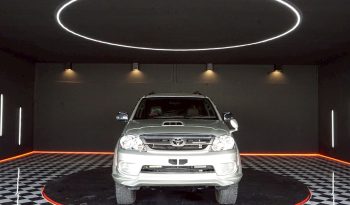 TOYOTA 4WD 2007 3.0V AT FORTUNER SILVER  7427 full