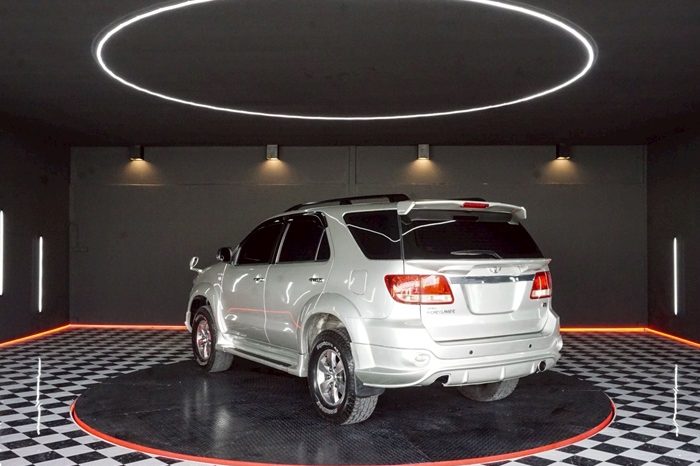 TOYOTA 4WD 2007 3.0V AT FORTUNER SILVER  7427 full