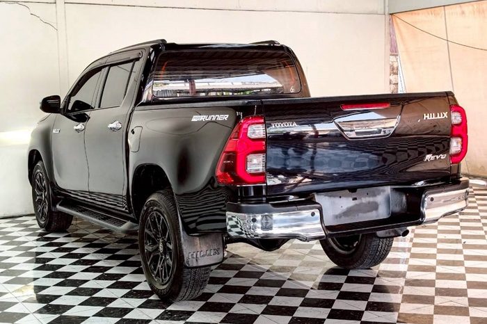 REVO PRE 2022 2.4 MID AT DOUBLE CAB BLACK  7776 full