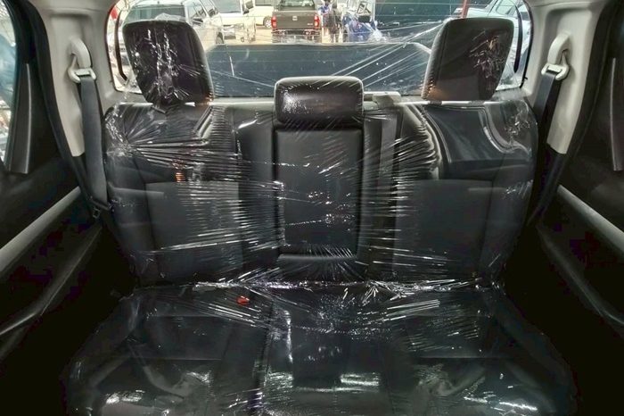 REVO PRE 2022 2.4 MID AT DOUBLE CAB BLACK  7776 full