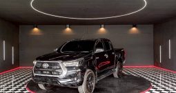 REVO PRE 2022 2.4 MID AT DOUBLE CAB BLACK  7776