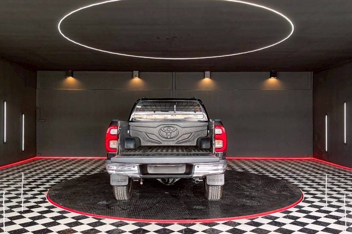 REVO PRE 2022 2.4 MID AT DOUBLE CAB BLACK  7776 full