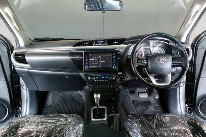 REVO 4WD 2020 2.8 HIGHT AT DOUBLE CAB DARK GREY  7866 full