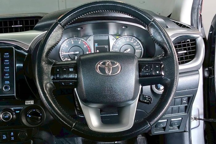 REVO 4WD 2020 2.8 HIGHT AT DOUBLE CAB DARK GREY  7866 full