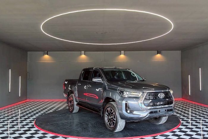 REVO 4WD 2020 2.8 HIGHT AT DOUBLE CAB DARK GREY  7866 full