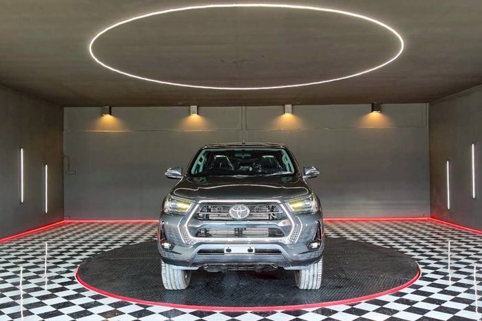 REVO 4WD 2020 2.8 HIGHT AT DOUBLE CAB DARK GREY  7866 full