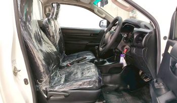 REVO 4WD 2019 2.8J MT STANDARD WHITE  8517 full