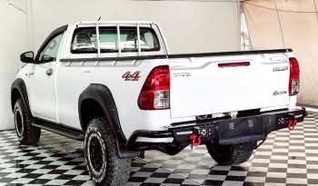 REVO 4WD 2019 2.8J MT STANDARD WHITE  8517 full