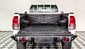 REVO 4WD 2019 2.8J MT STANDARD WHITE  8517 full