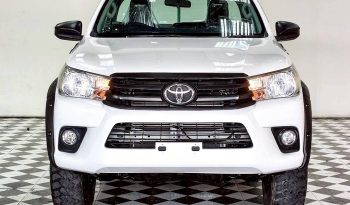 REVO 4WD 2019 2.8J MT STANDARD WHITE  8517 full