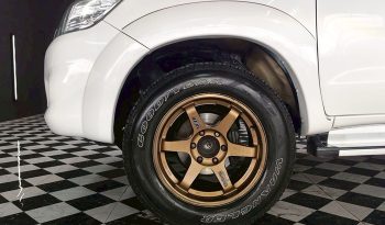 VIGO PRE 2012 3.0G AT DOUBLE CAB WHITE  8583 full