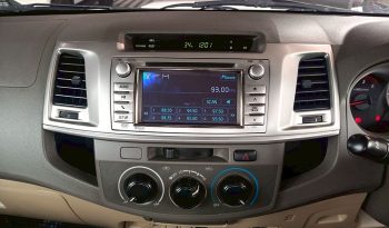 VIGO PRE 2012 3.0G AT DOUBLE CAB WHITE  8583 full