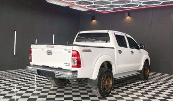 VIGO PRE 2012 3.0G AT DOUBLE CAB WHITE  8583 full