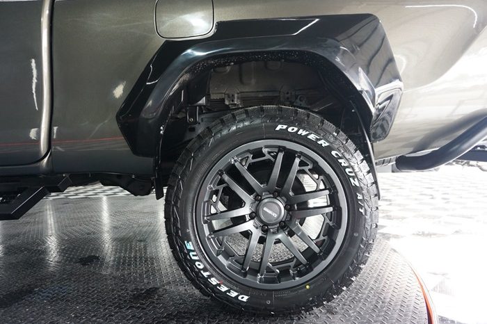 REVO 4WD 2018 2.4J AT SMART CAB BRONZE  8845 full