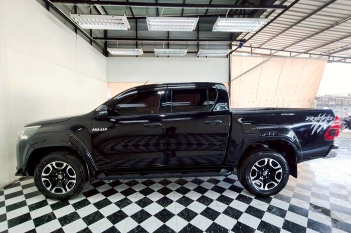 REVO PRE 2021 2.4 MID AT DOUBLE CAB BLACK  9180 full