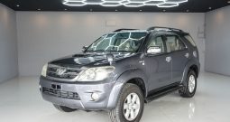TOYOTA 4WD 2006 3.0V AT FORTUNER DARK GREY  9866