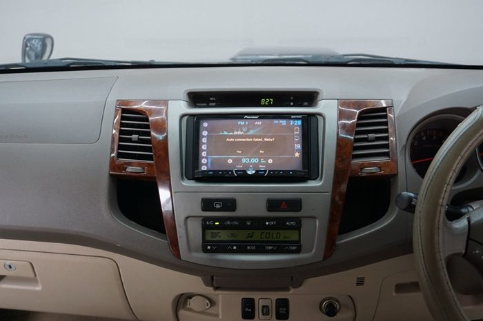 TOYOTA 4WD 2006 3.0V AT FORTUNER DARK GREY  9866 full