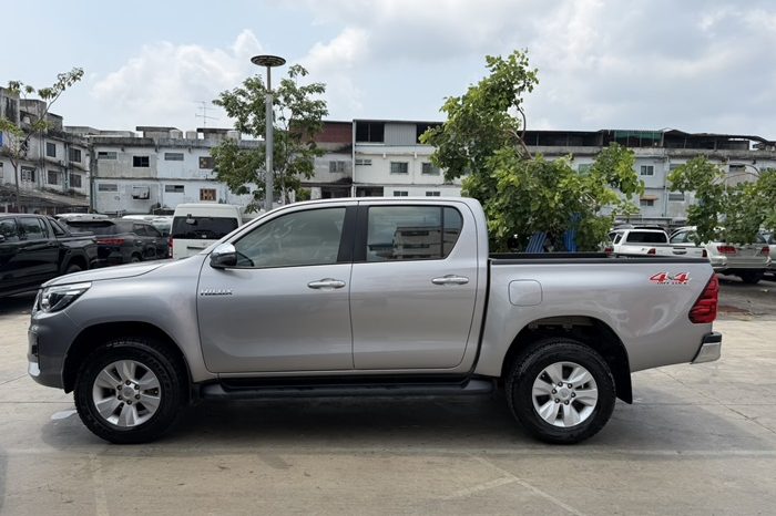 REVO 4WD 2020 2.4E MT DOUBLE CAB SILVER  2372 full