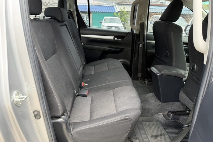 REVO 4WD 2020 2.4E MT DOUBLE CAB SILVER  2372 full
